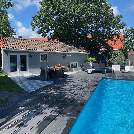 Finch Guesthouse ซานด์โวร์ต ภายนอก รูปภาพ
