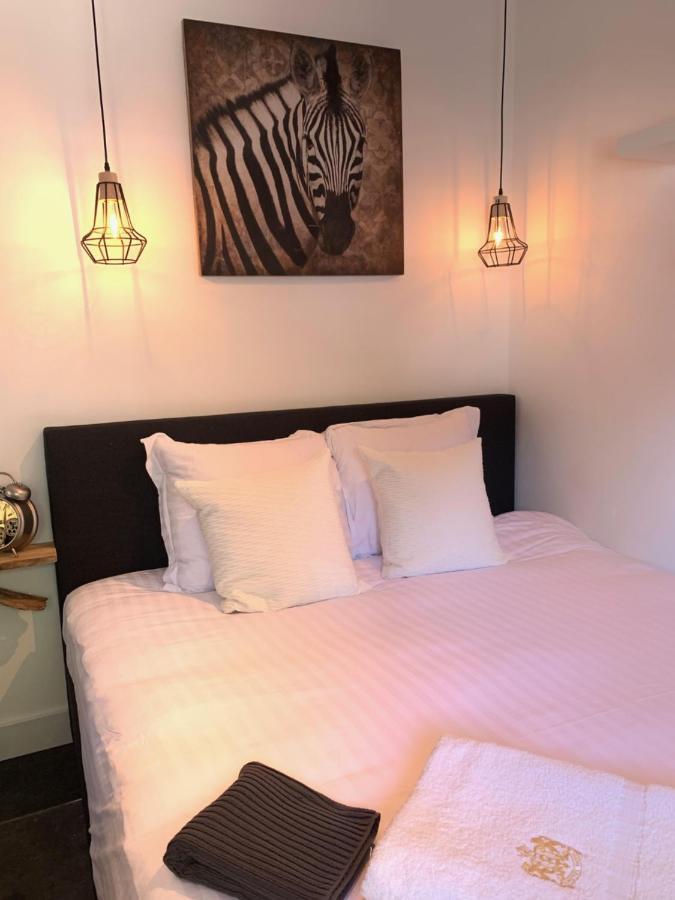 Finch Guesthouse ซานด์โวร์ต ภายนอก รูปภาพ